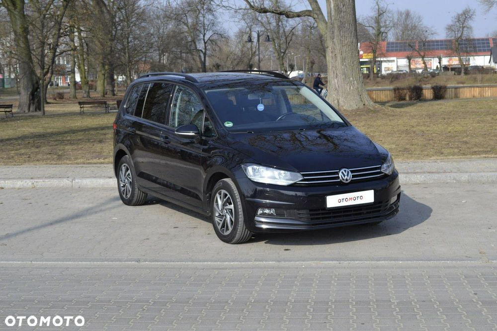 Volkswagen Touran - 2