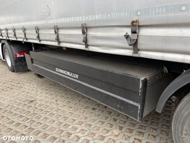 Schwarzmuller Kurtyna, SAF, oś podnoszona, dach podnoszony - 21