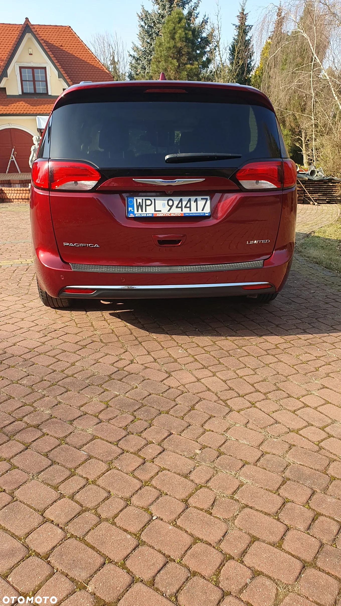 Chrysler Pacifica - 8