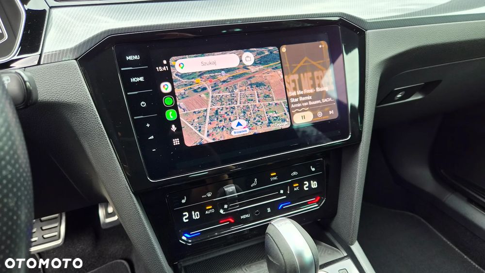 Volkswagen Passat - 32