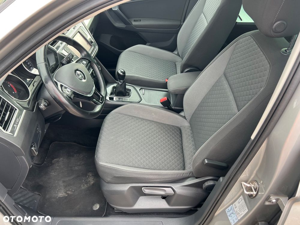 Volkswagen Tiguan - 15