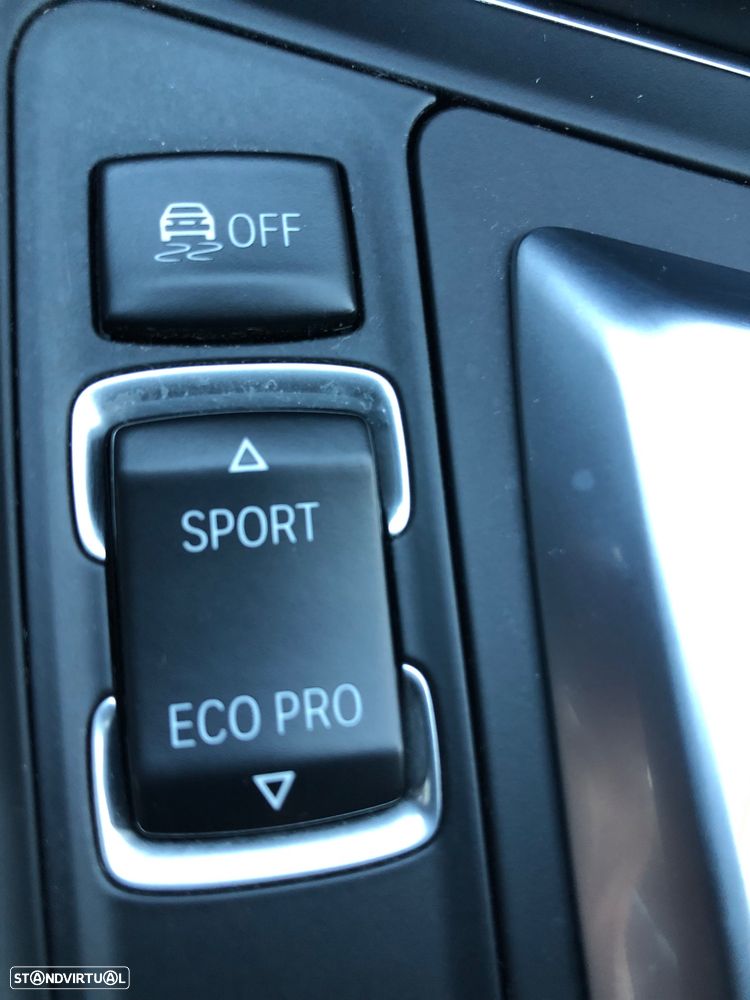 BMW 330 e iPerformance Pack M - 35