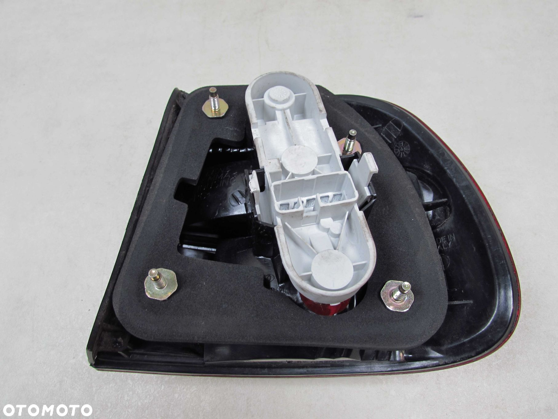 VOLVO V40 LIFT 99-04 LAMPA TYL LEWA TYLNA 30621887 - 4