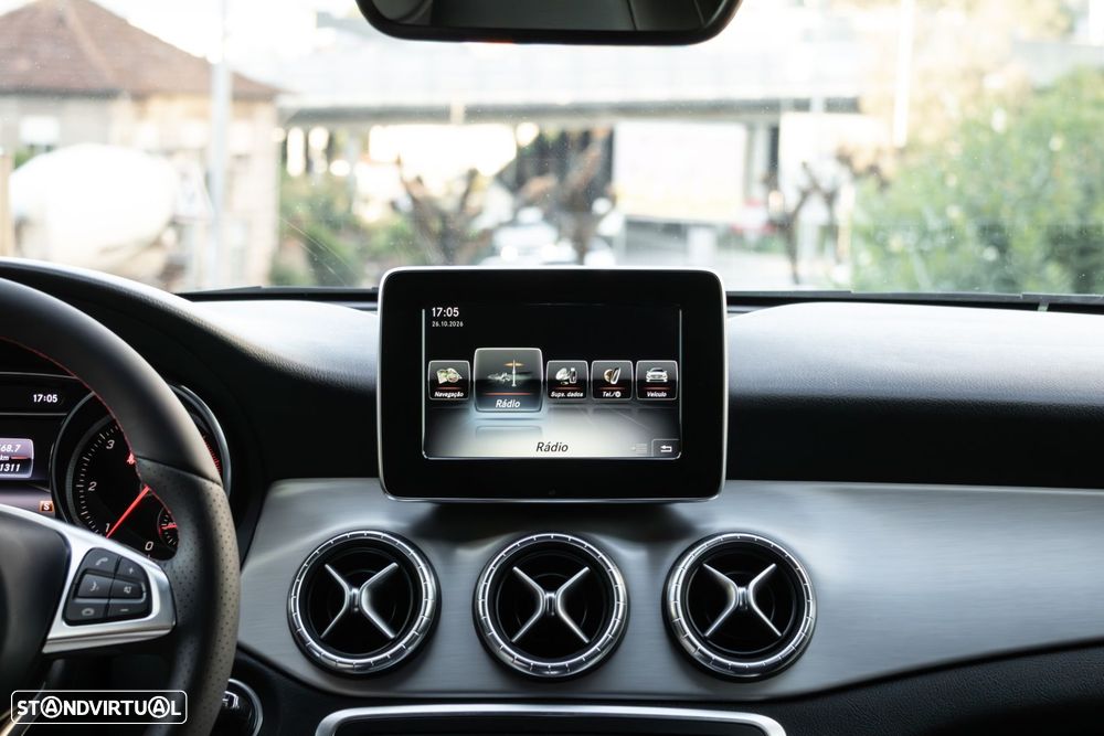 Mercedes-Benz CLA 180 d AMG Line - 31