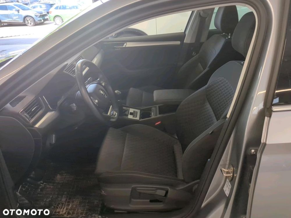 Skoda Superb 1.5 TSI Ambition - 8