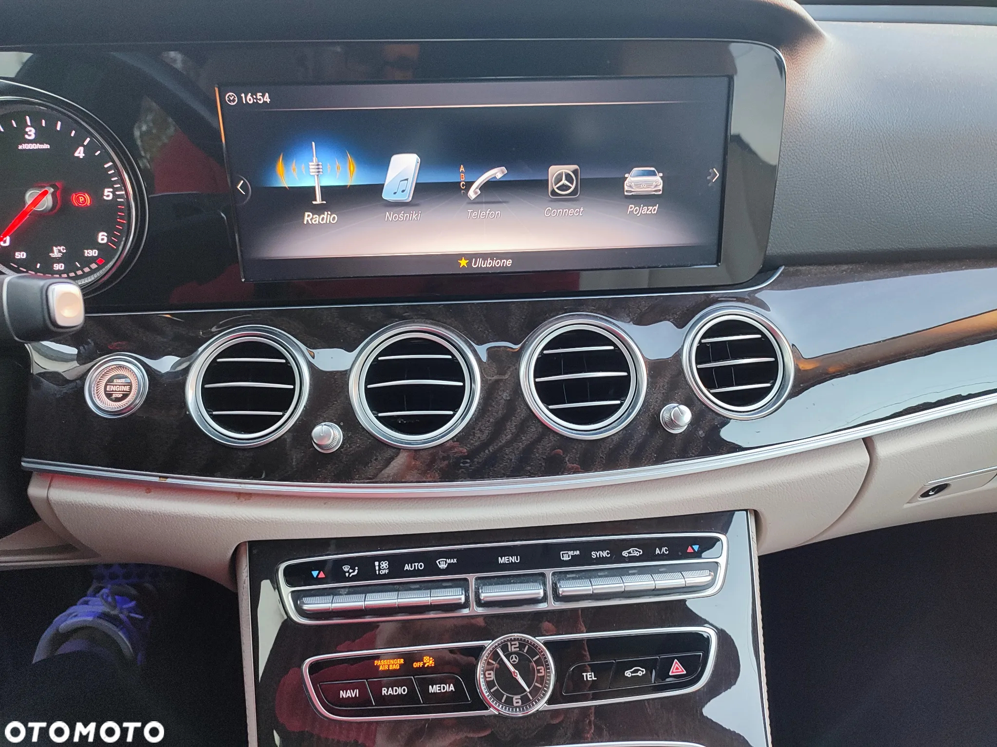 Mercedes-Benz Klasa E 220 d 4-Matic Business Edition 9G-TRONIC - 20