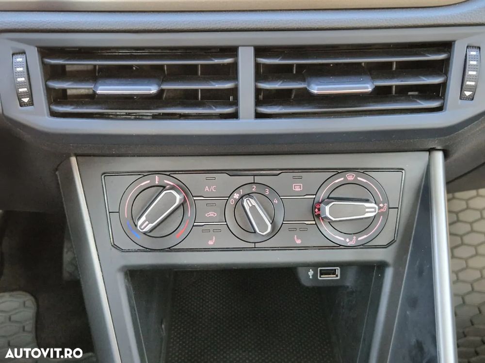 Volkswagen Polo 1.0 TSI Comfortline - 17