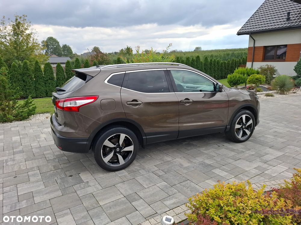 Nissan Qashqai 1.5 dCi TEKNA+ - 11