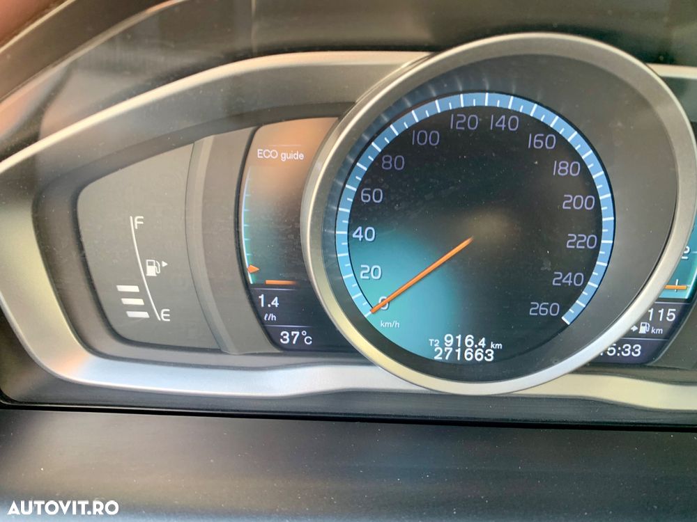 Volvo XC 60 D3 Geartronic Momentum - 10
