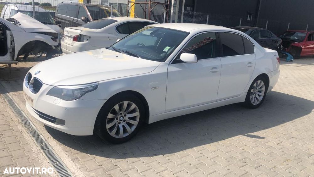 Dezmembram BMW 520D automat an fabr 2009 - 2