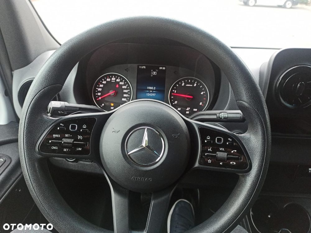 Mercedes-Benz Sprinter 316 - 26