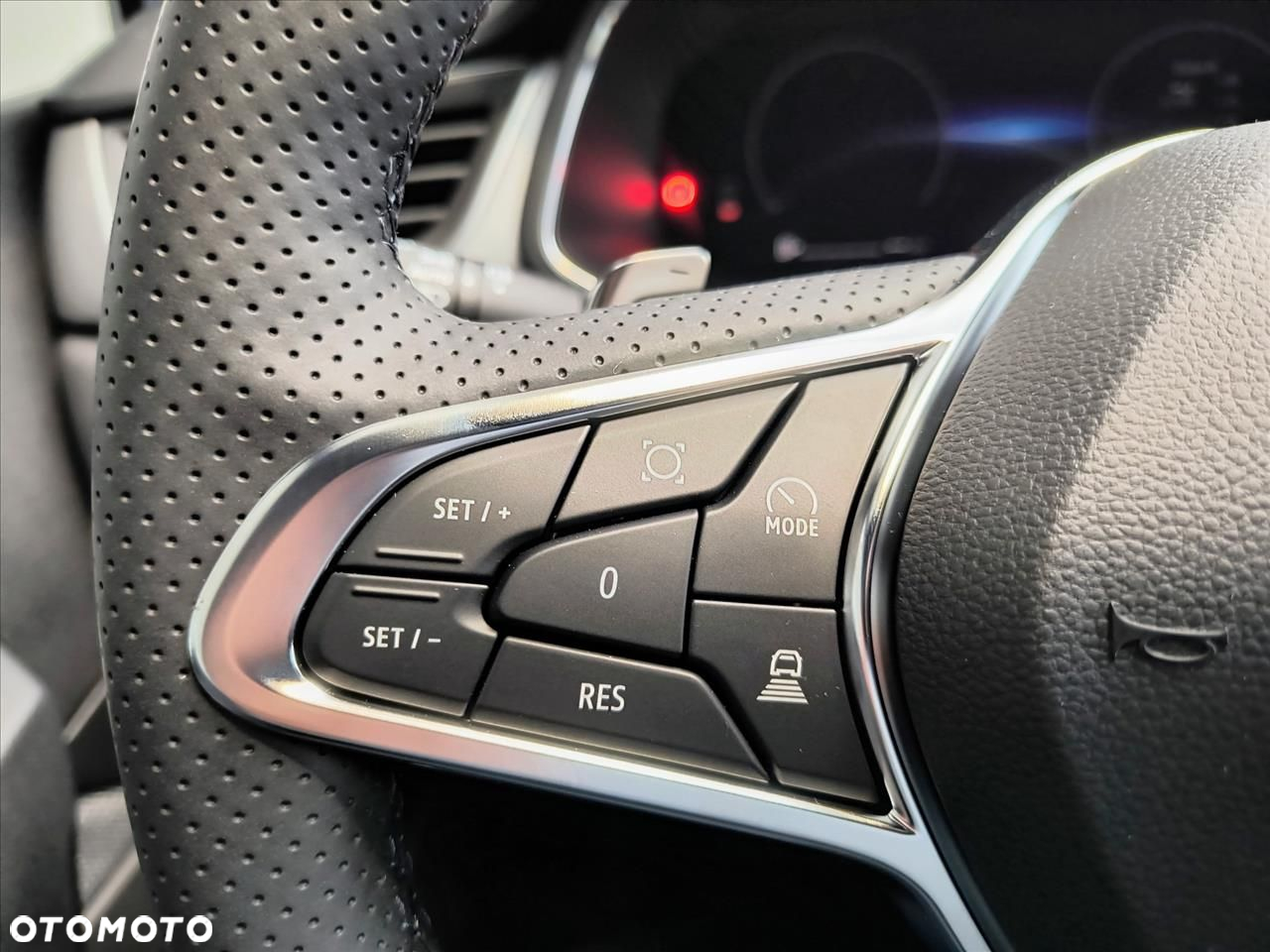 Renault Captur - 13
