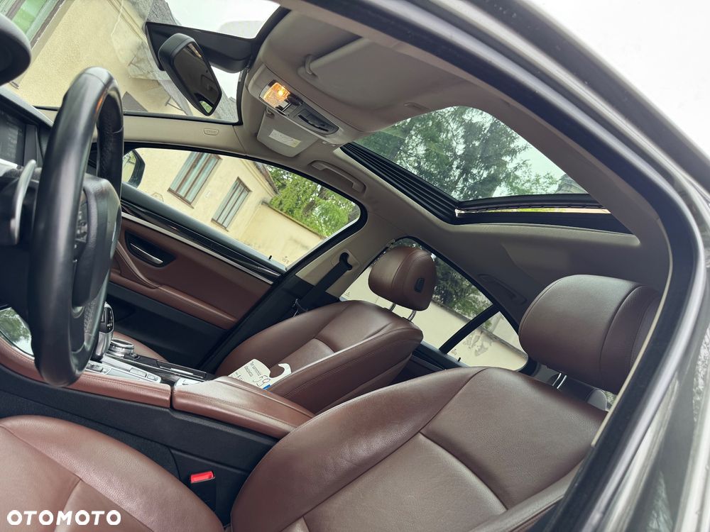 BMW Seria 5 518d Luxury Line - 31