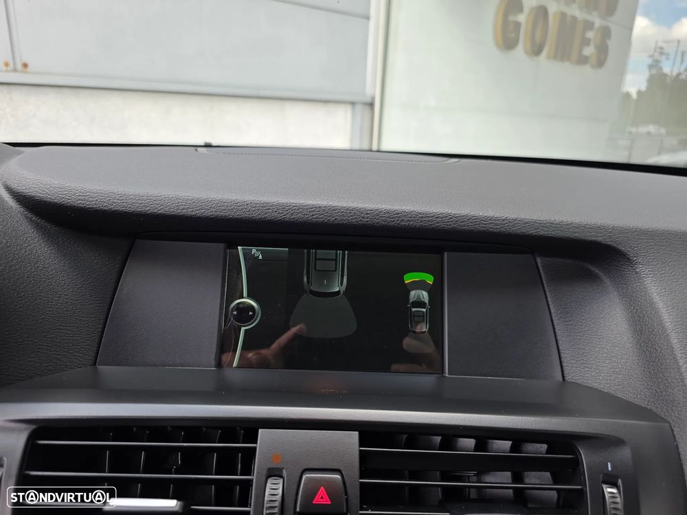 BMW X3 xDrive20d Aut. - 12