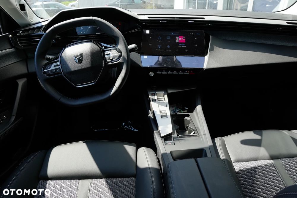 Peugeot 408 1.2 PureTech mHEV Business S&S e-DCS6 - 7