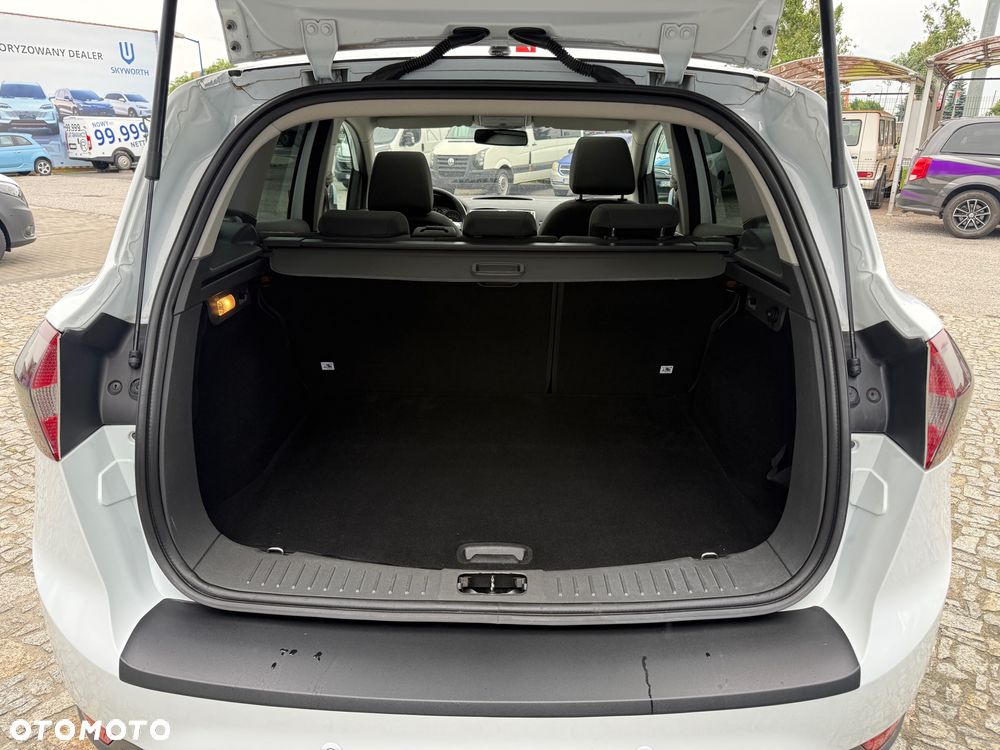 Ford Kuga 2.0 TDCi 2x4 SYNC - 25