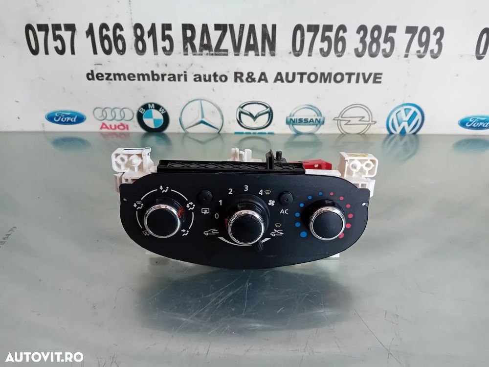 Panou Modul Comenzi Clima AC Dacia Duster 2010-2017 Motor K9K838 - 1