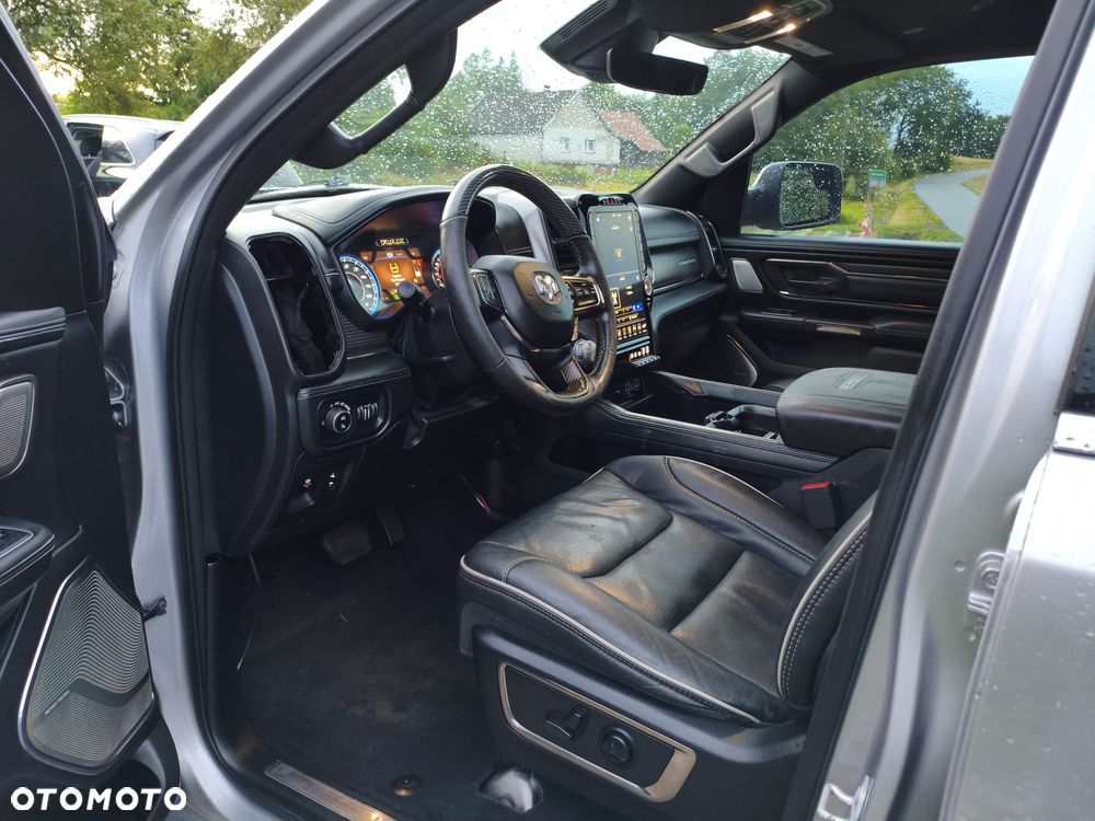 Dodge RAM - 10