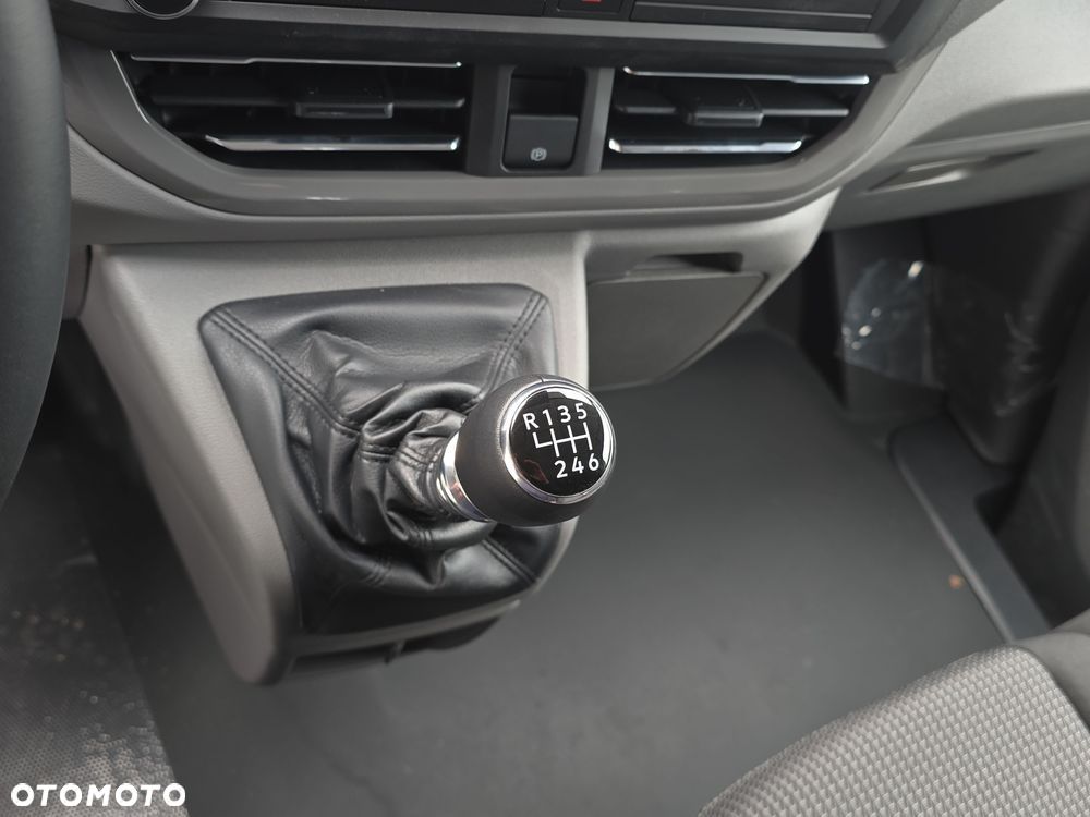 Volkswagen Transporter TDI L2H1 - 18