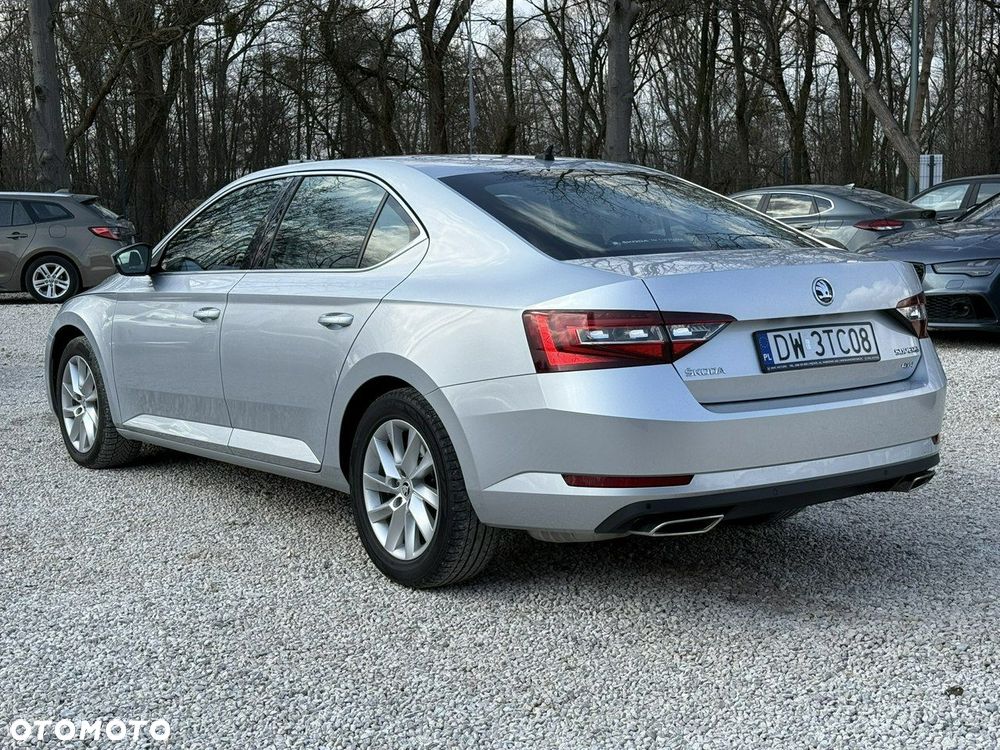 Skoda Superb 2.0 TSI 4x4 Ambition DSG - 6