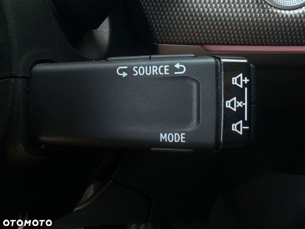 Renault Arkana 1.3 TCe mHEV Techno EDC - 27