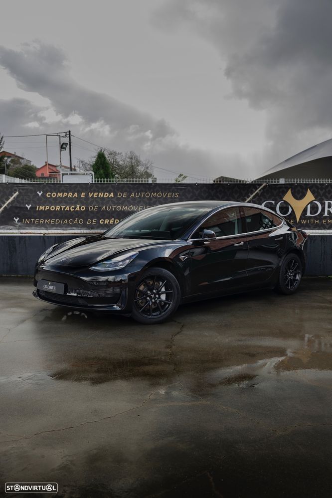 Tesla Model 3 Standard Range Plus RWD - 1