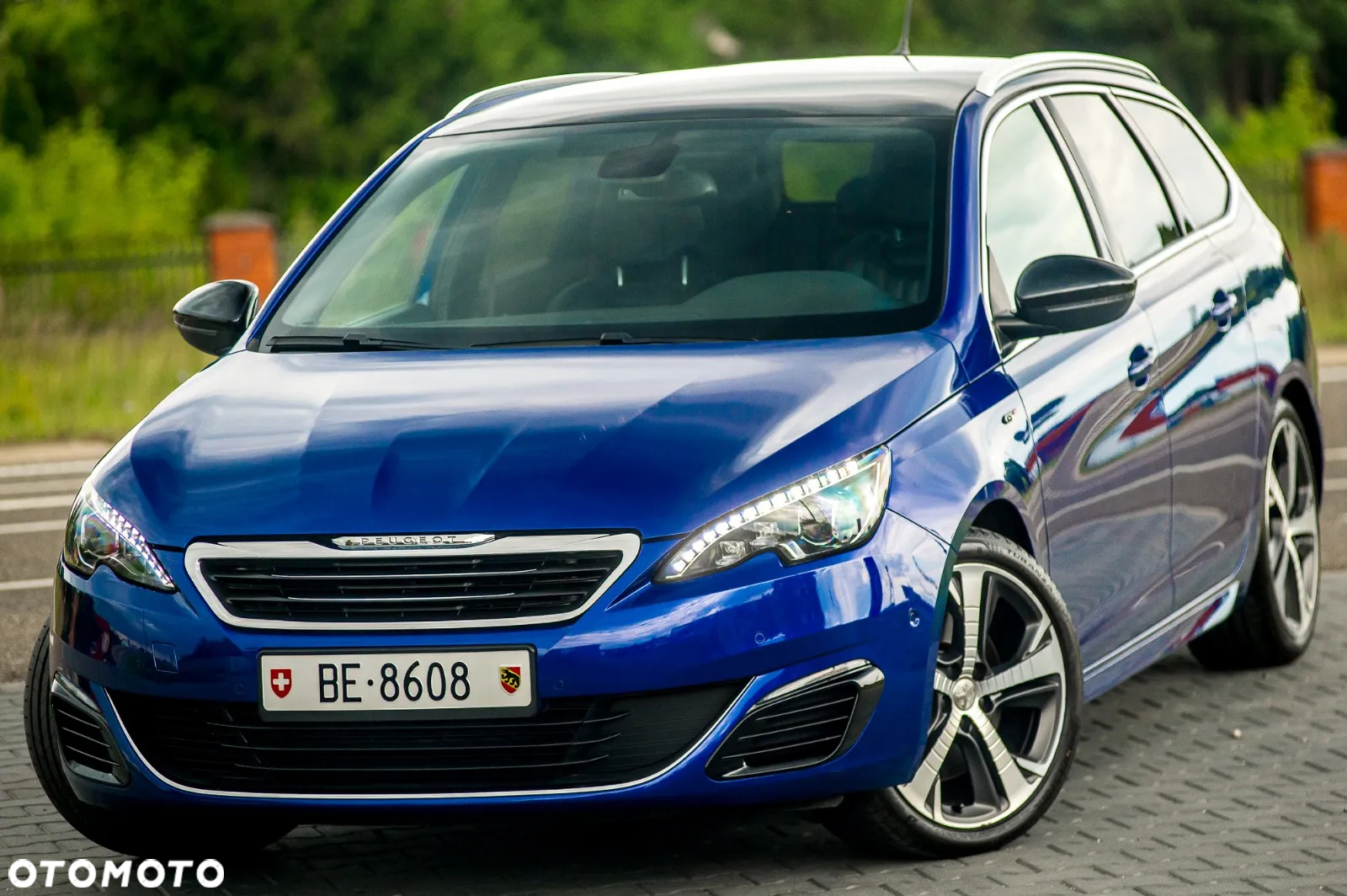 Peugeot 308 SW 1.6 e-THP GT S&S - 17