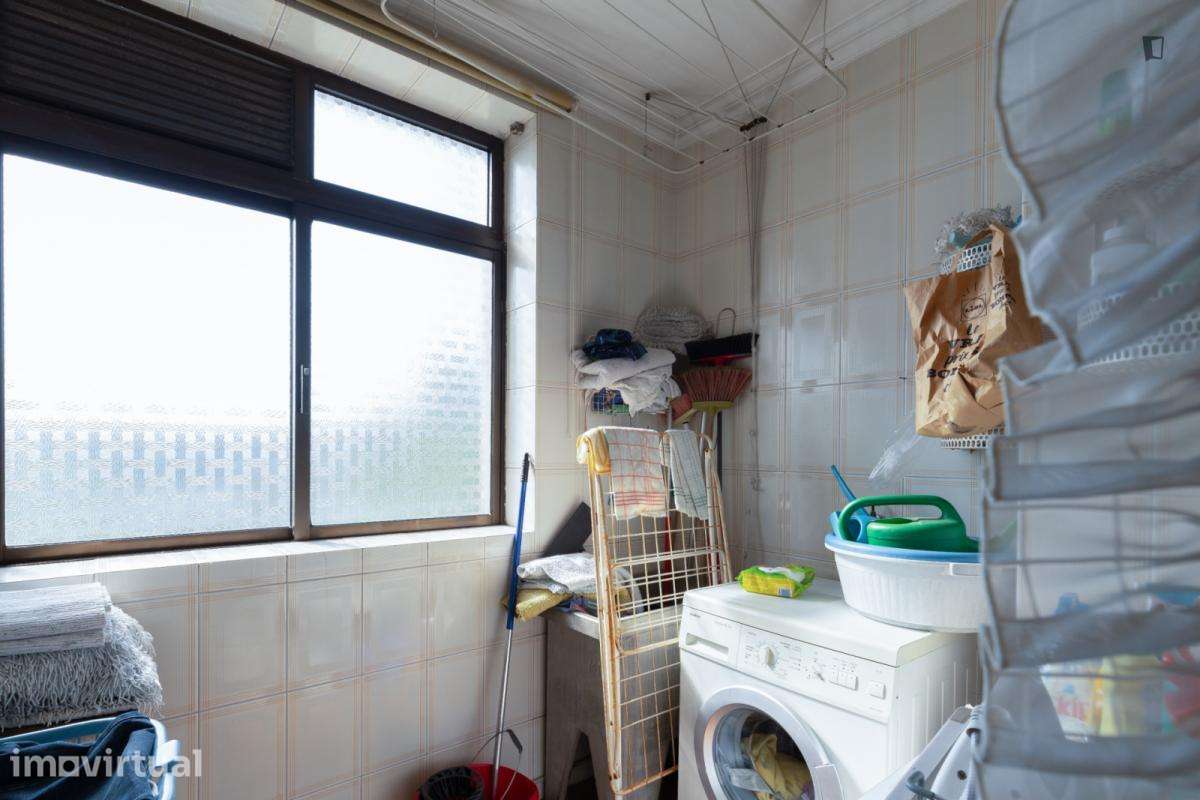 Quarto - localizado em Rio Tinto Porto - Grande imagem: 5/18