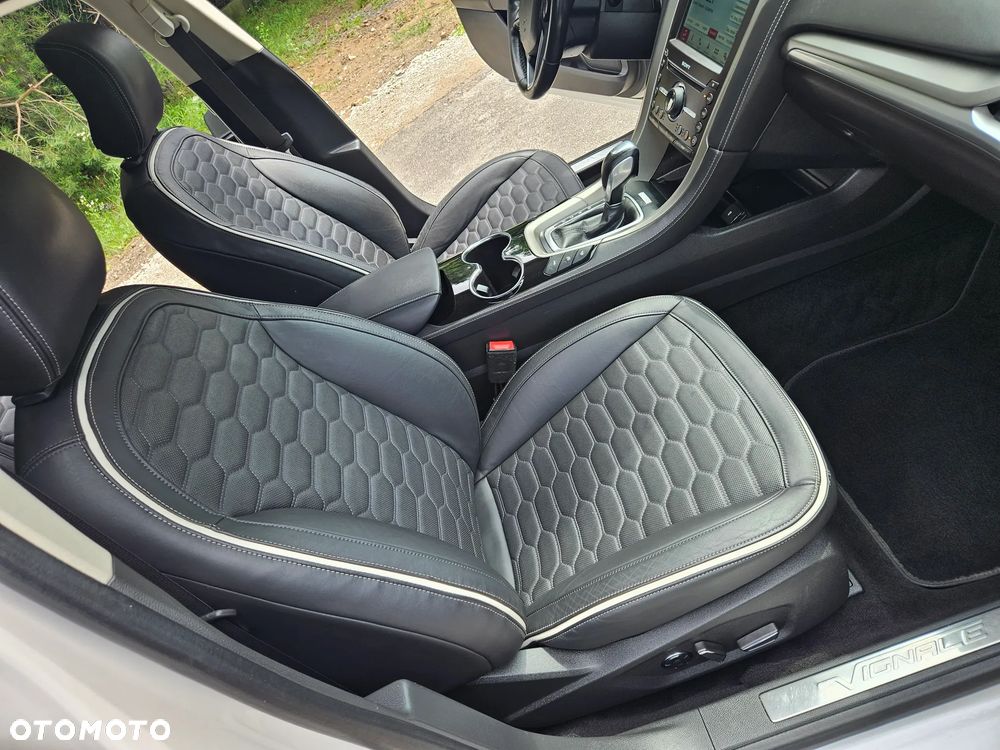 Ford Mondeo - 19
