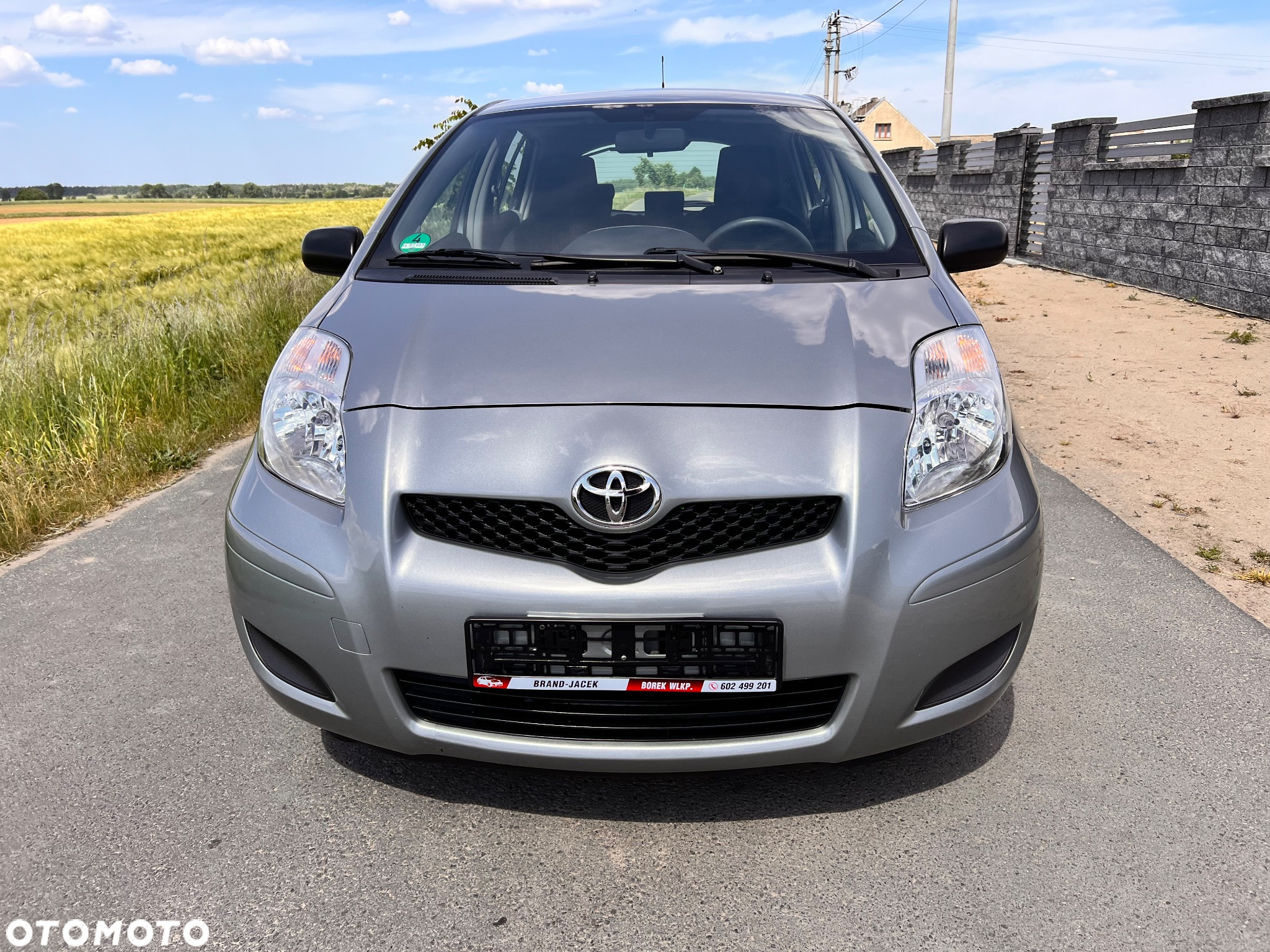 Toyota Yaris 1.0 VVT-i Launch Edition - 10