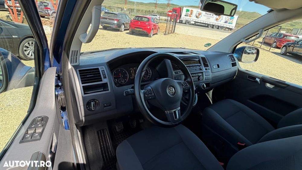 Volkswagen Multivan - 14