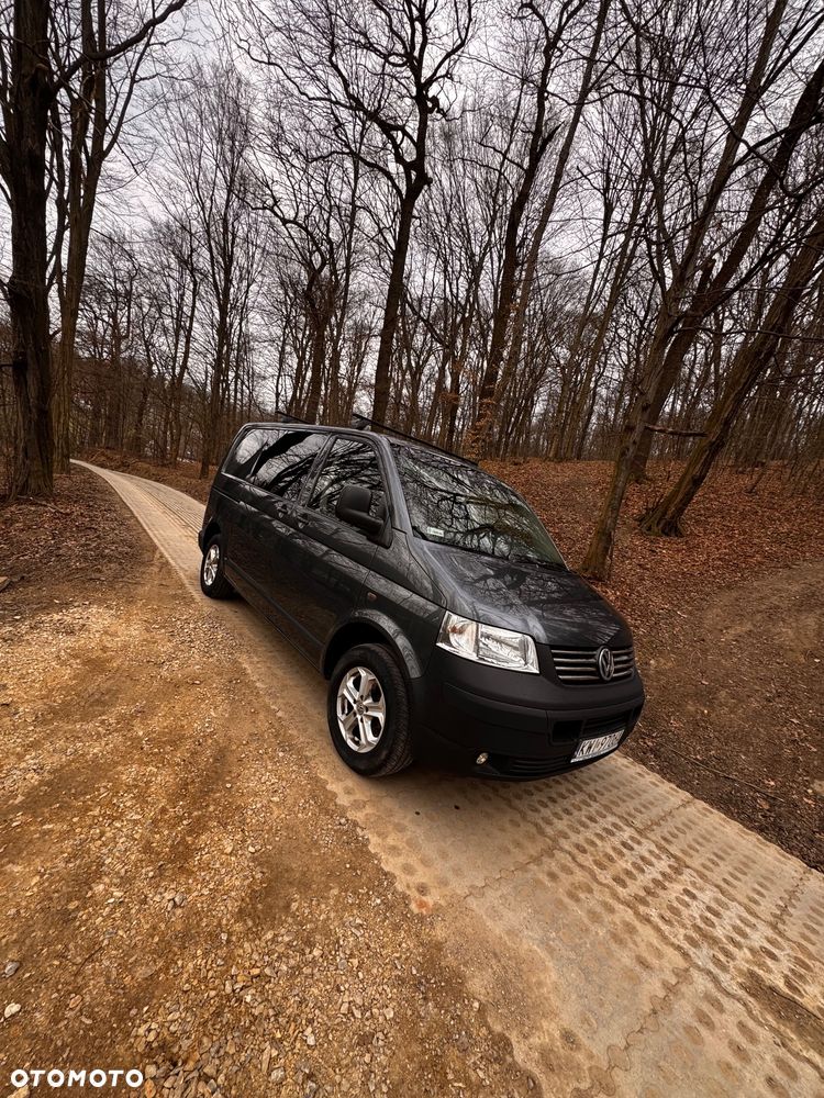 Volkswagen Transporter - 2