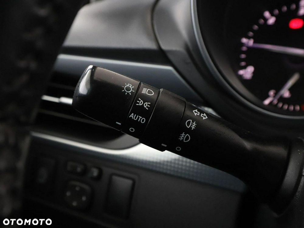 Toyota Avensis 2.0 D-4D Prestige - 33