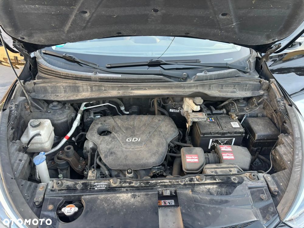 Hyundai ix35 1.6 2WD Fifa World Cup Edition - 17