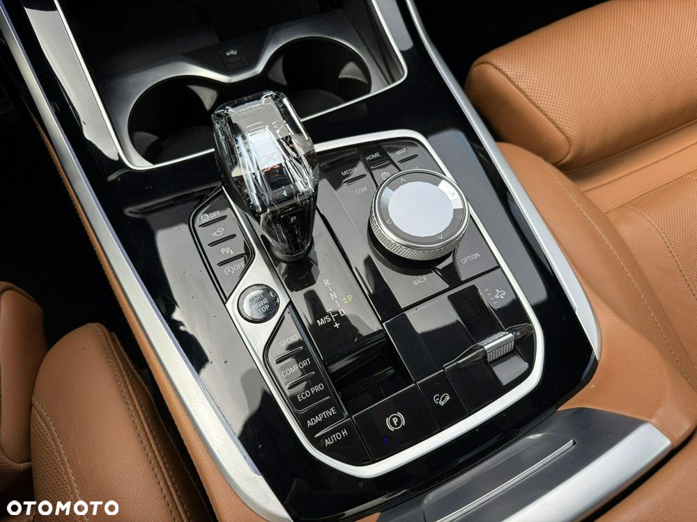 BMW X7 M50i sport - 4