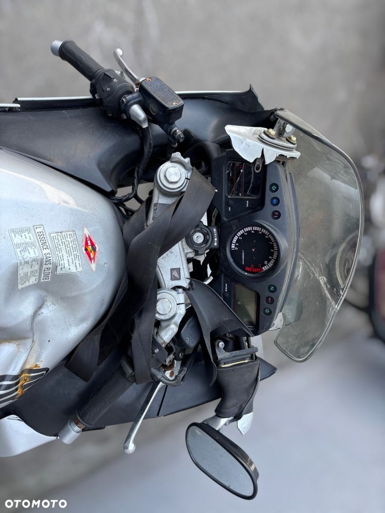 Honda CBR - 22