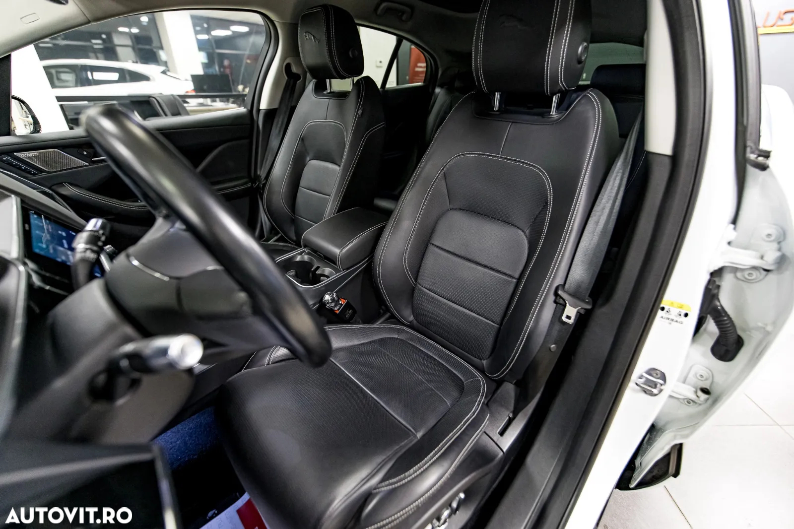 Jaguar I-Pace HSE - 34