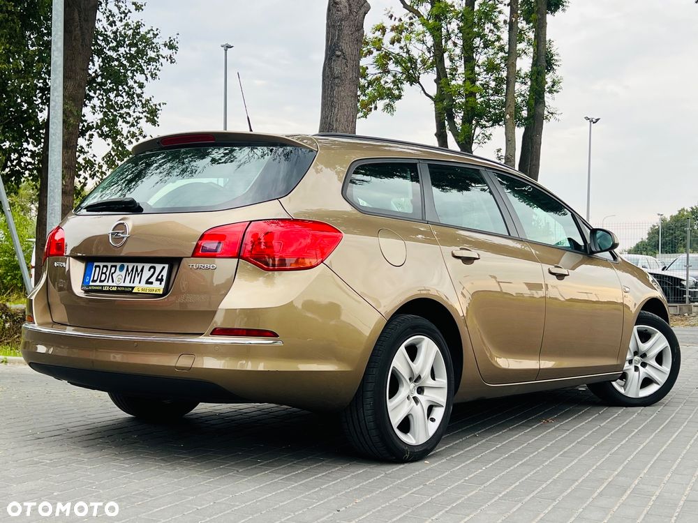 Opel Astra 1.4 Turbo Design Edition - 3