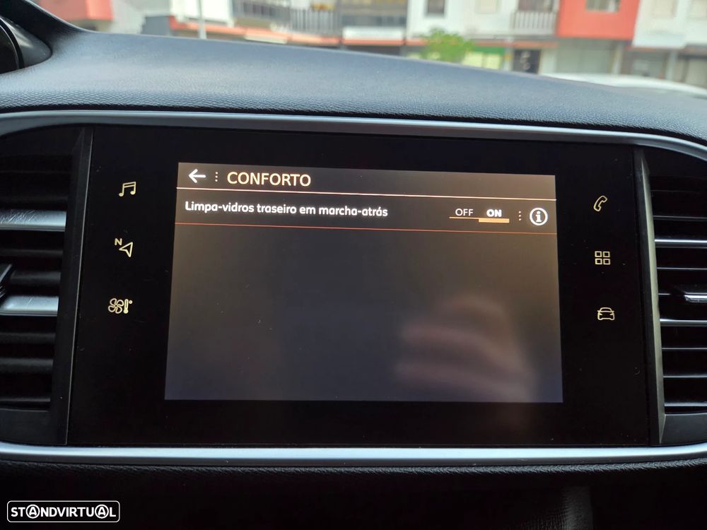 Peugeot 308 PureTech 130 EAT8 Allure - 47