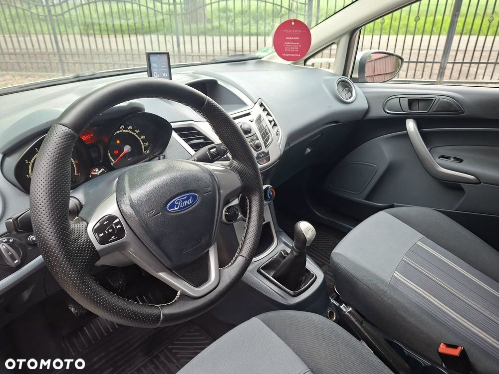 Ford Fiesta - 8