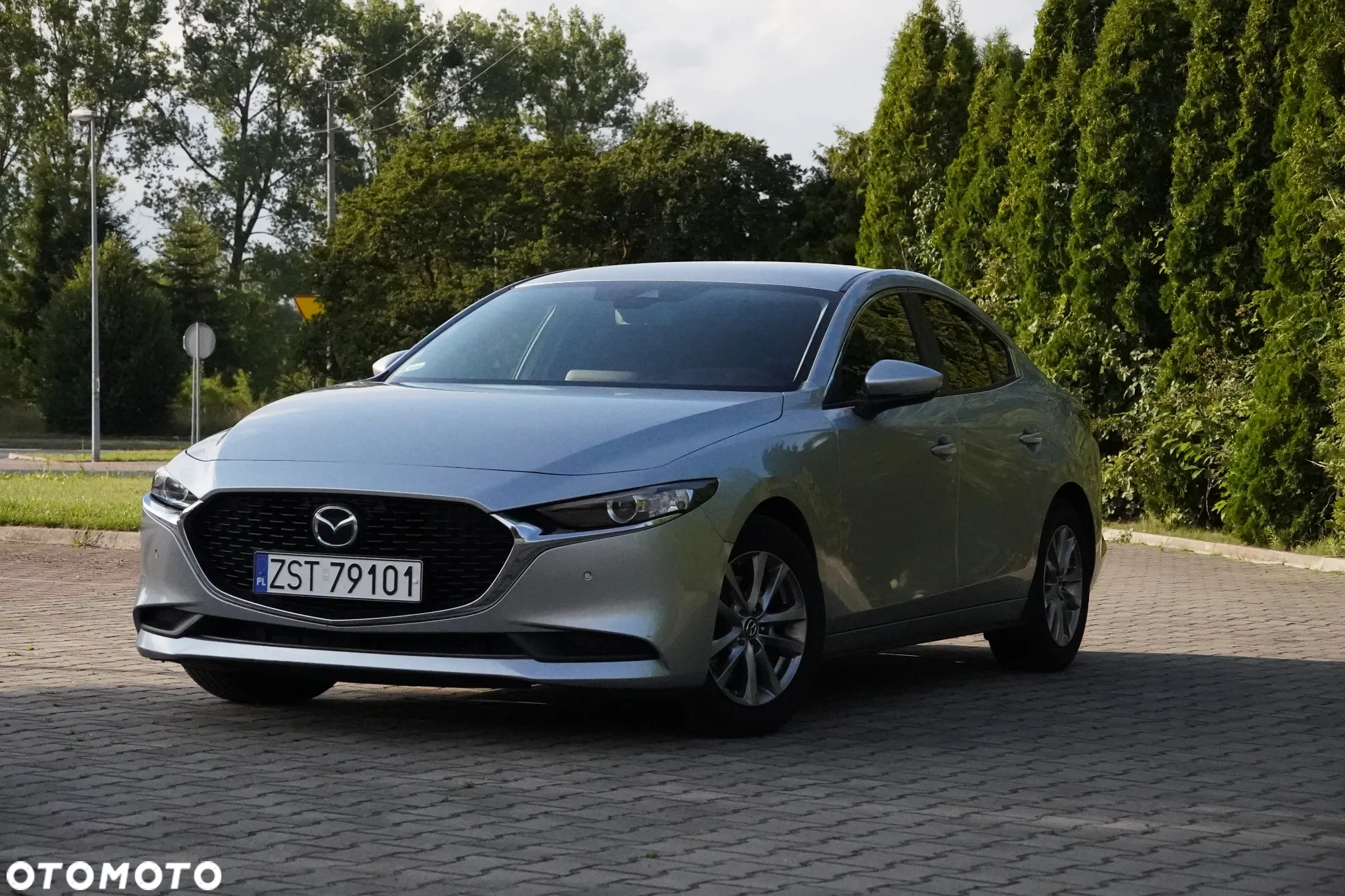 Mazda 3 - 10