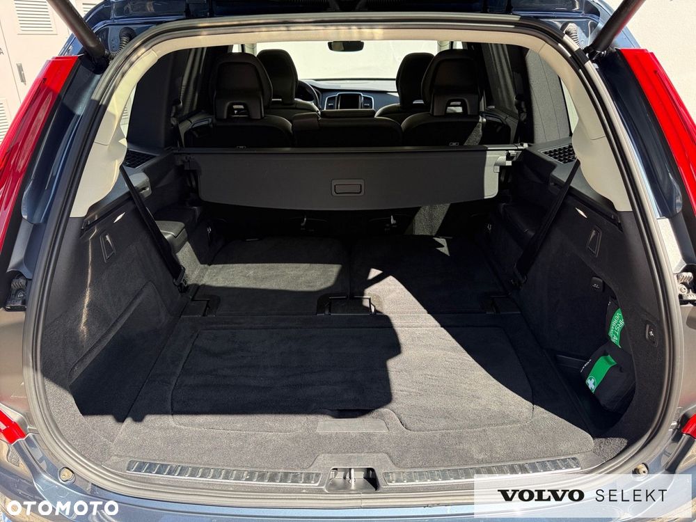 Volvo XC 90 - 26