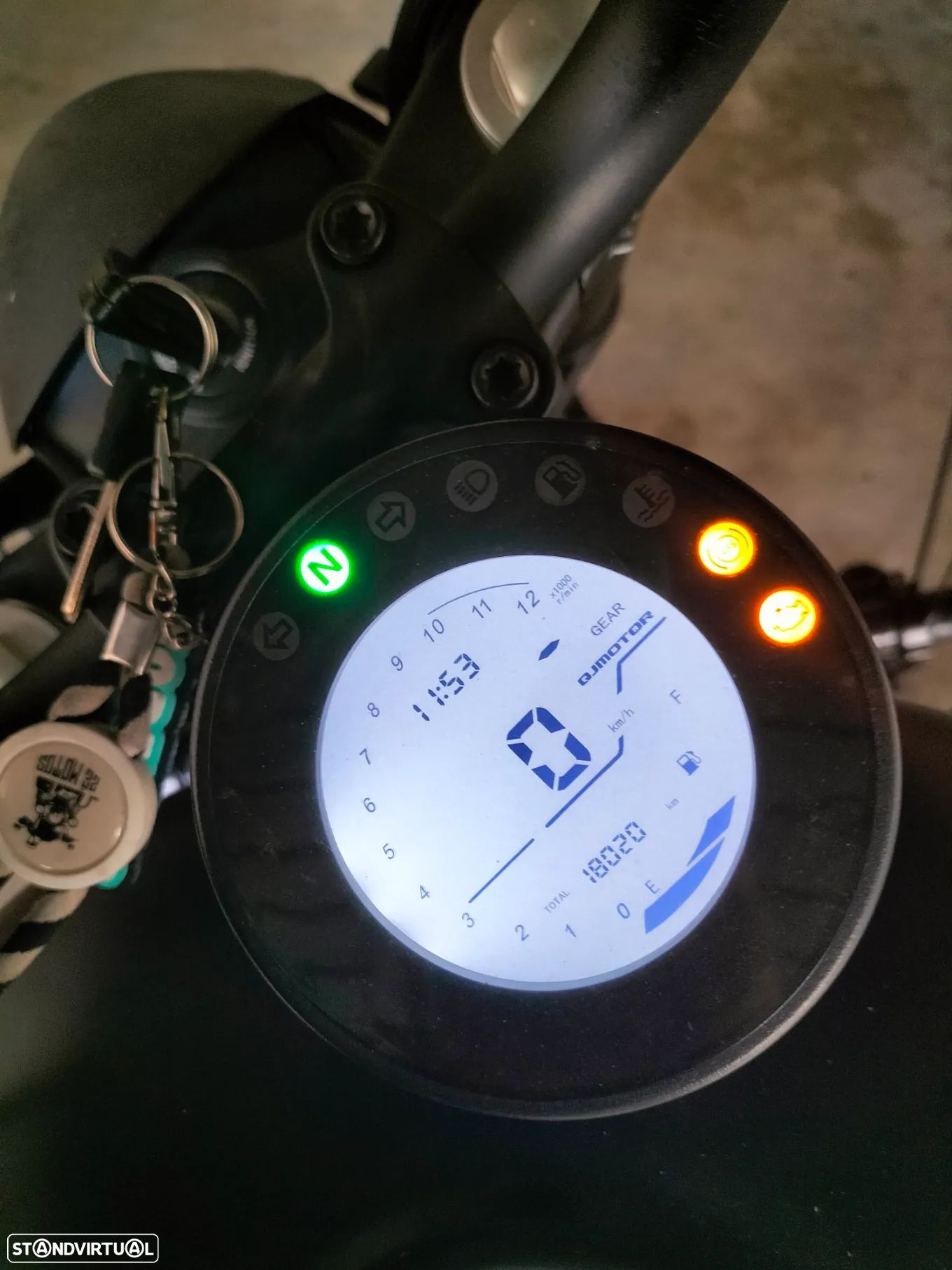 QJ Motor SRV 300 - 1
