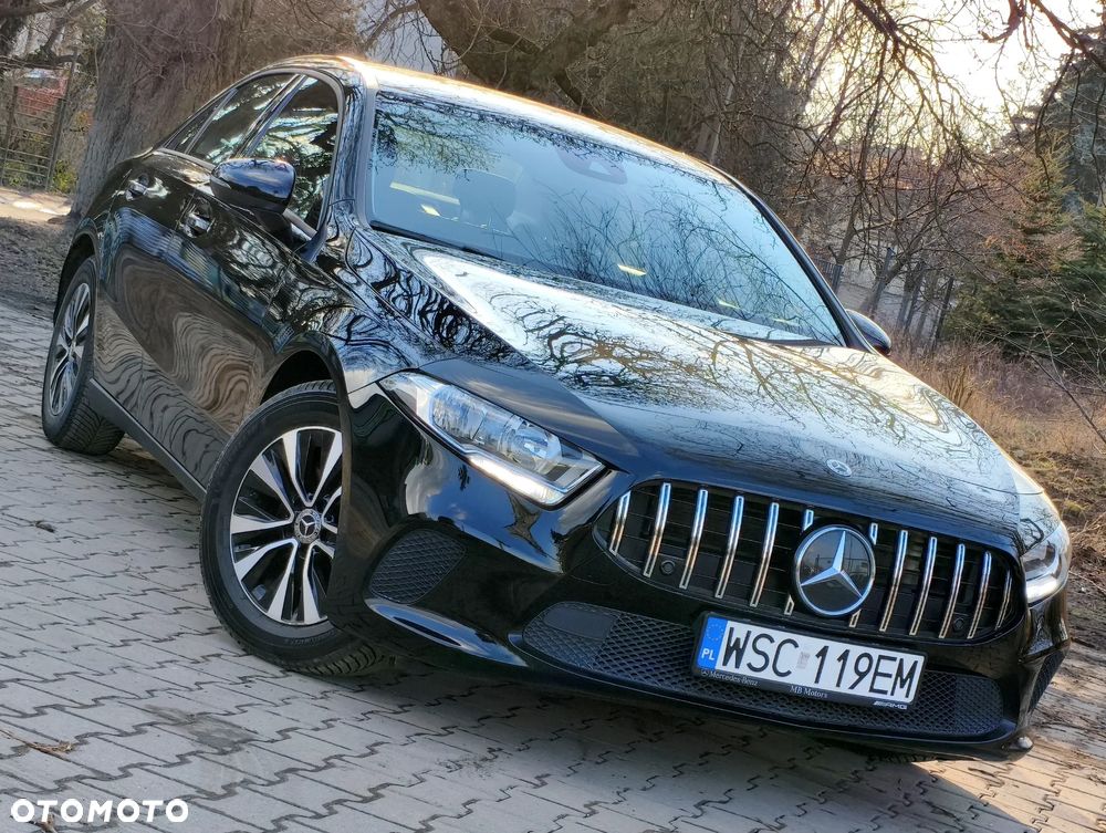 Mercedes-Benz Klasa A 180 d Edition 2021 - 21