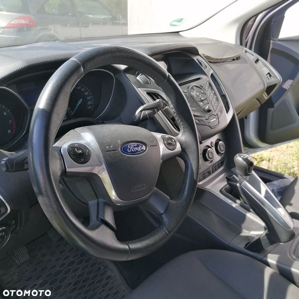Ford Focus - 10