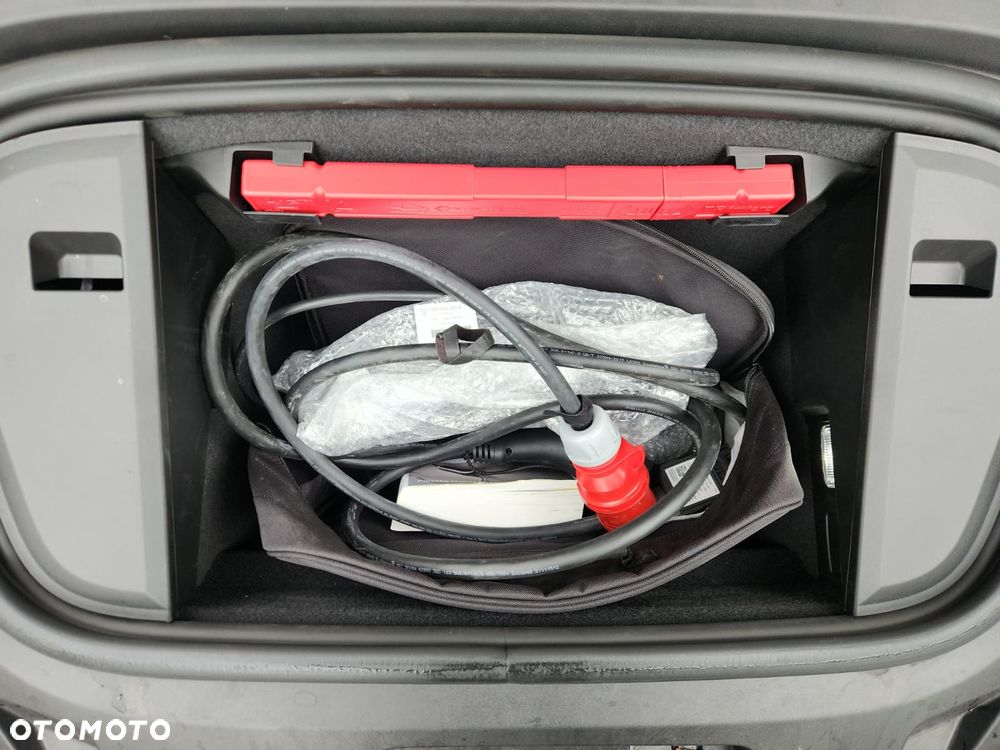 Porsche Taycan 105kWh 4S Performance Plus - 19