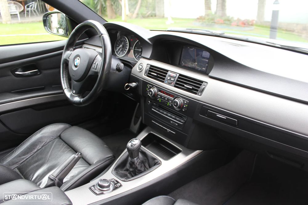 BMW 320 d DPF M Sport Edition - 24