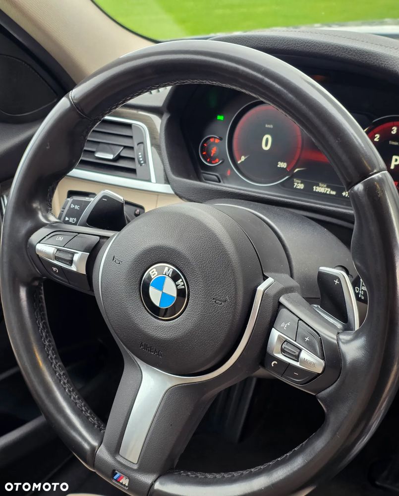 BMW Seria 3 320i xDrive Luxury Line - 17