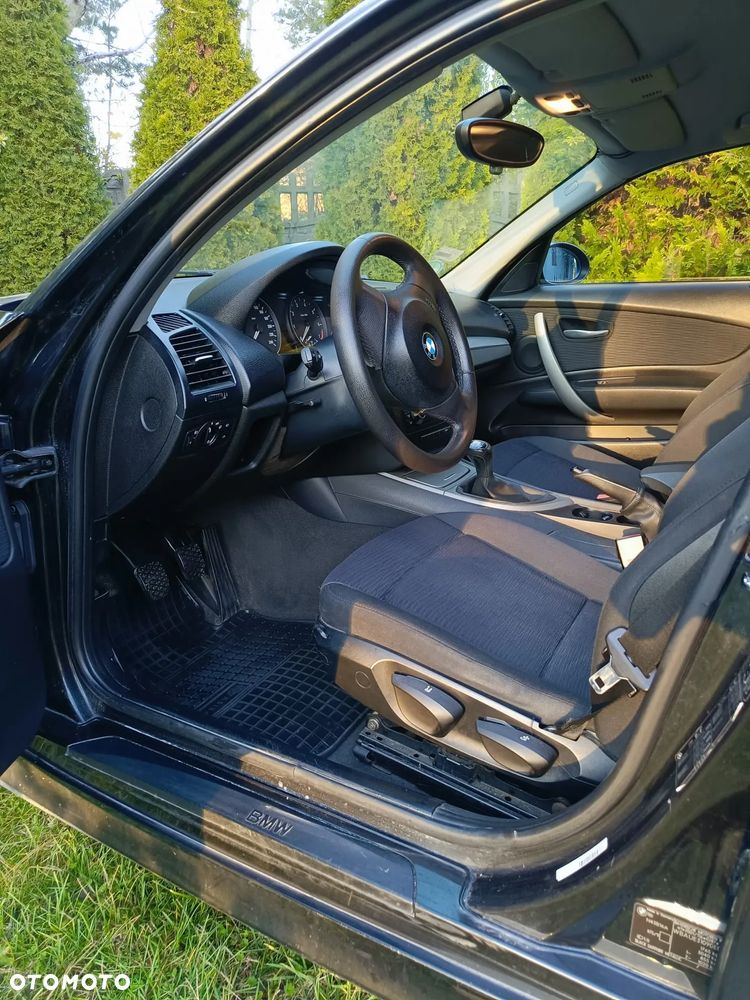 BMW Seria 1 - 12