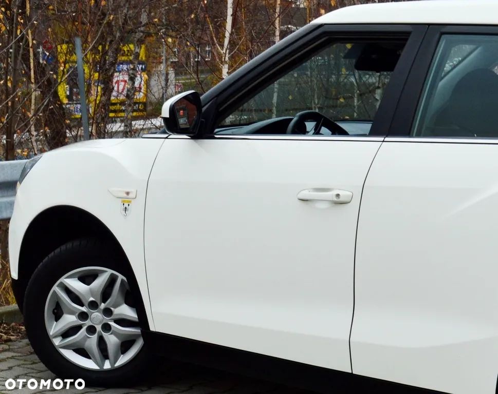 SsangYong/KGM XLV - 17